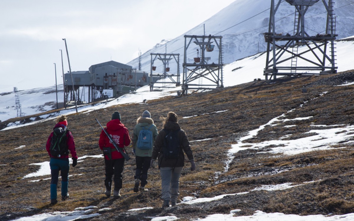 Svalbards hovednæringsvei har skiftet fra kulldrift til reiseliv. Foto: LP Lorentz / Visit Svalbard