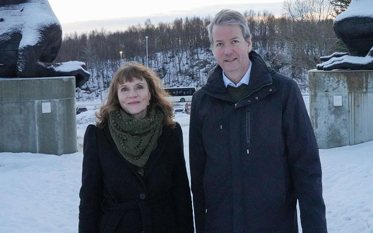 Anki Gerhardsen og André Wallann Larsen. Foto: Lise Fagerbakk / Nord universitet